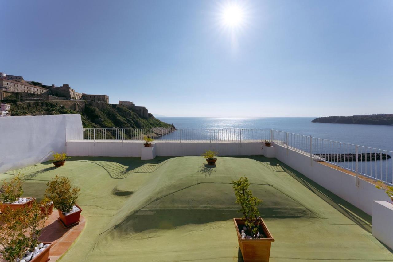 Apartamento Torretta Corricella- Punta Serra Procida Exterior foto